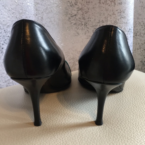 Prada Shoes Authentic - Picture 7 of 8